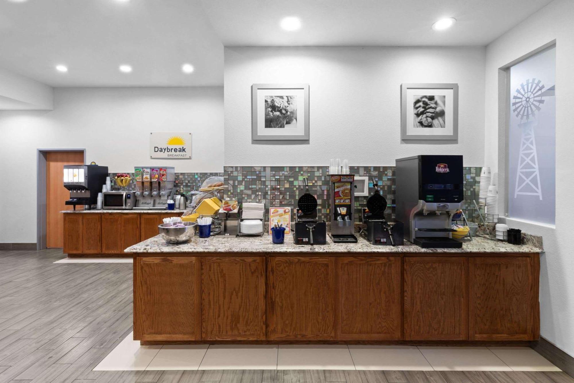 Hotel Days & By Wyndham Medical Center 2*