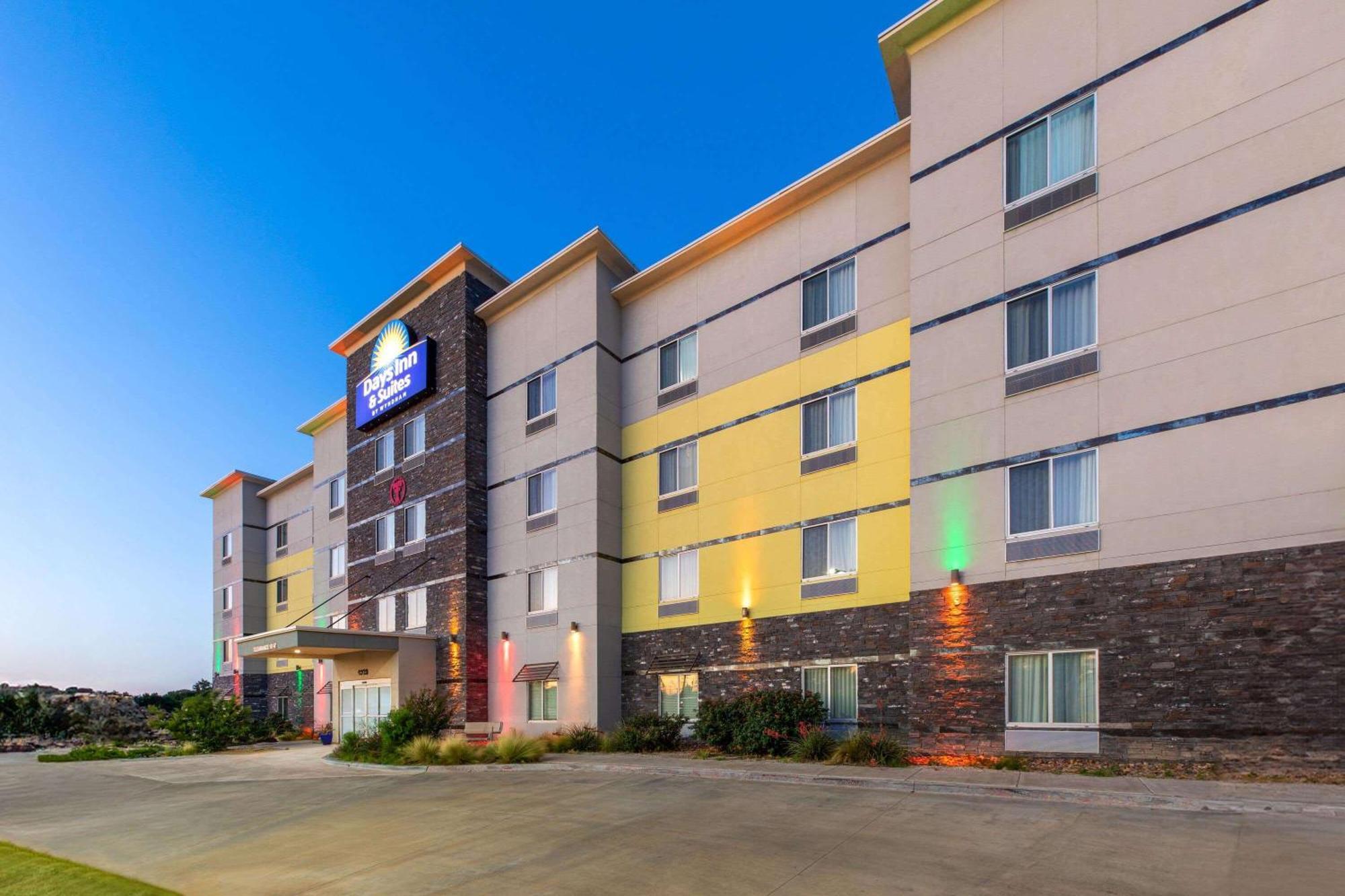 Hotel Days & By Wyndham Medical Center Lubbock
