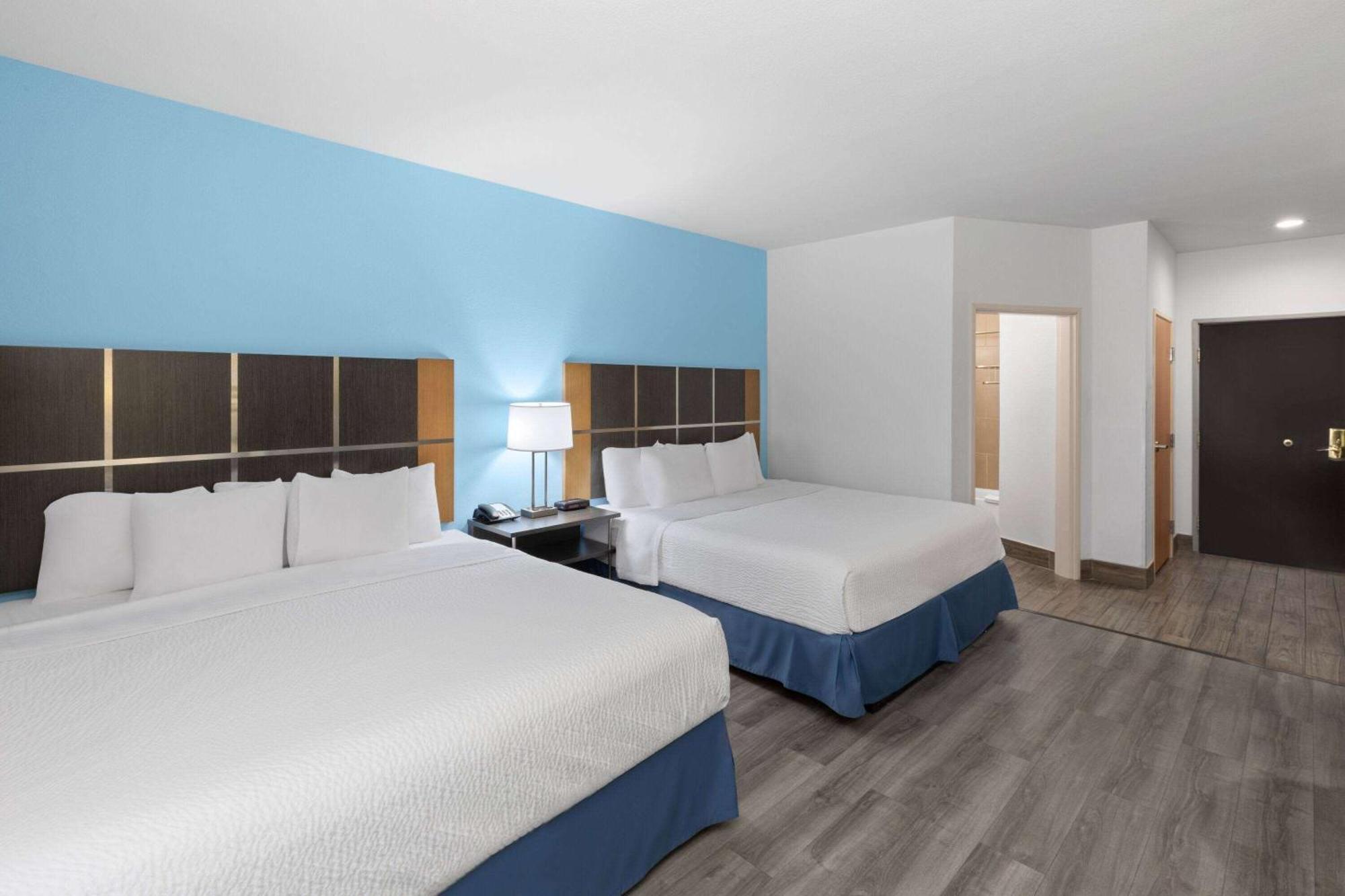 Hotel Days & By Wyndham Medical Center