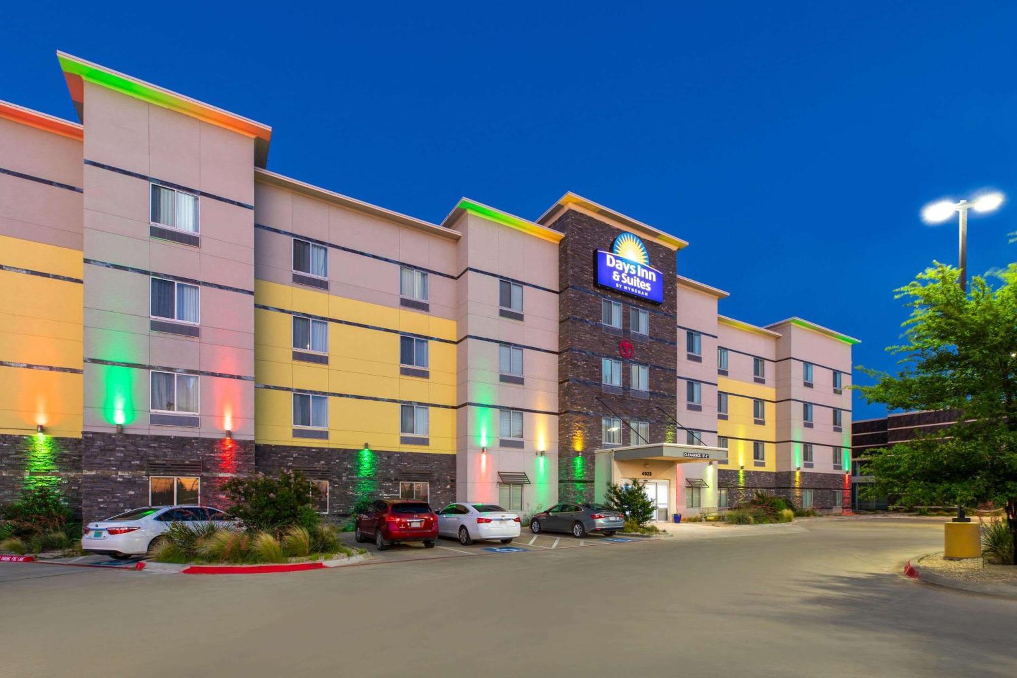Days & By Wyndham Medical Center Hotel Lubbock